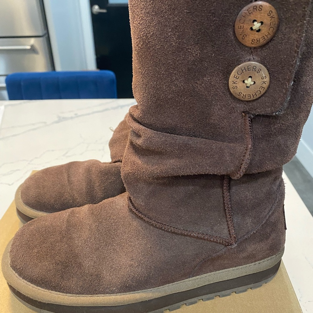 Skechers Australia boots
